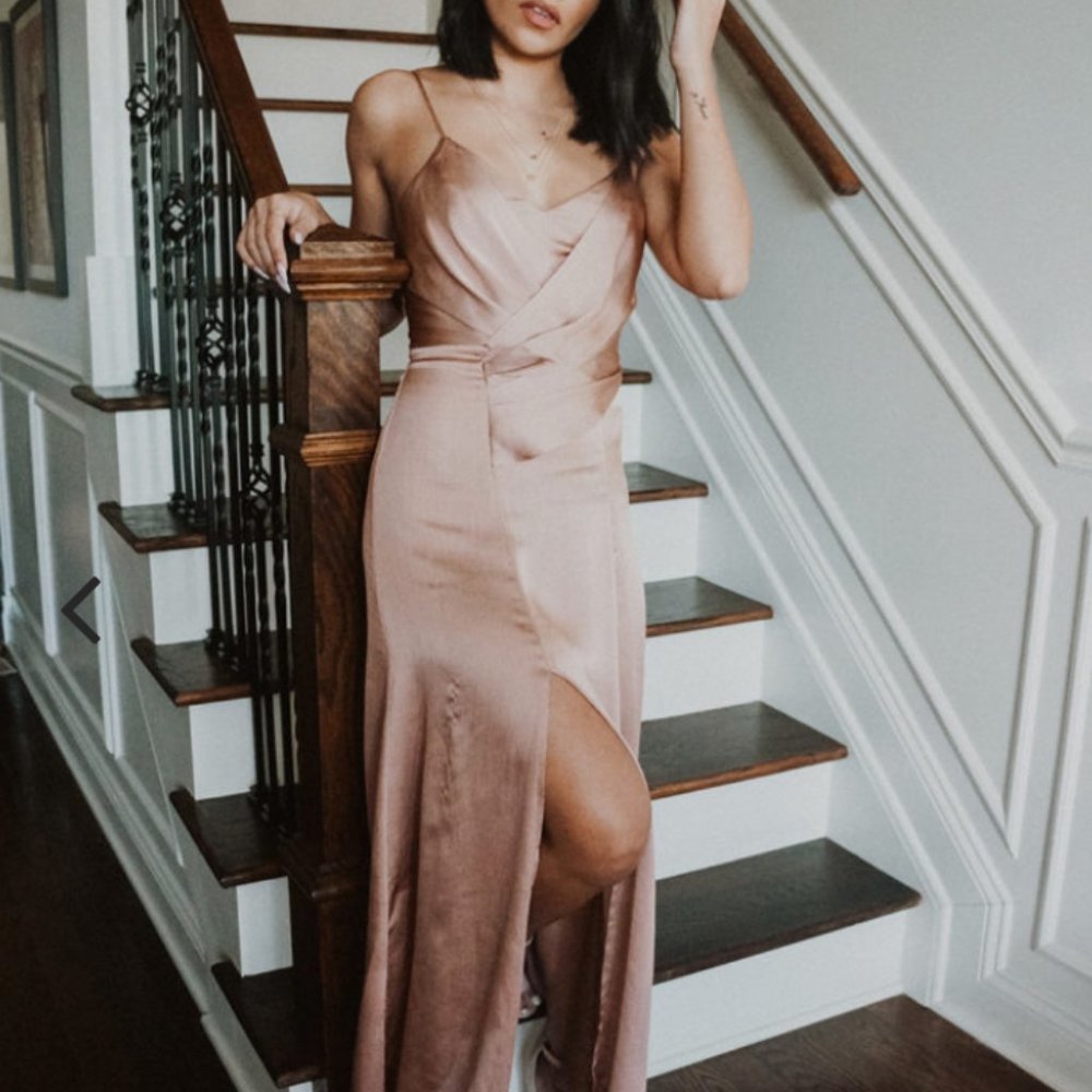 Elegant Pink Maxi Dress